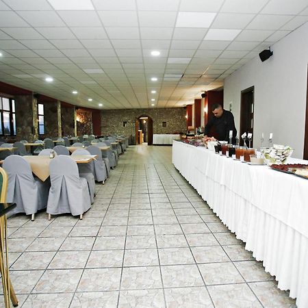 Hotel Lecadin Karpenisi Ngoại thất bức ảnh
