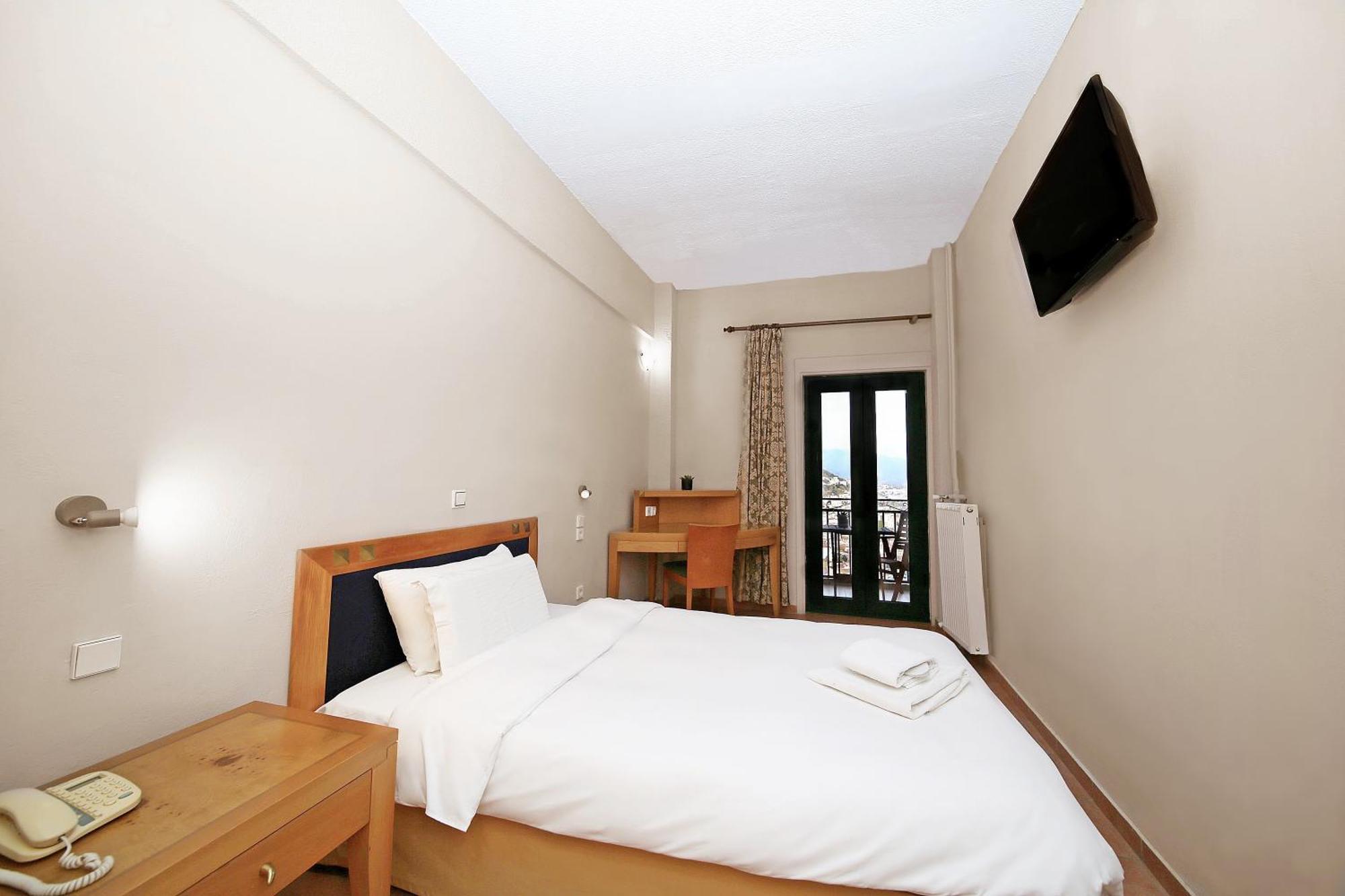 Hotel Lecadin Karpenisi Ngoại thất bức ảnh