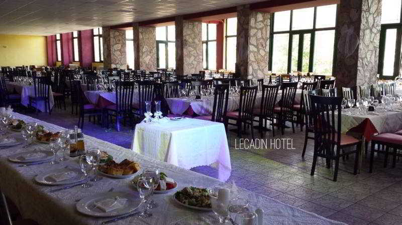 Hotel Lecadin Karpenisi Ngoại thất bức ảnh